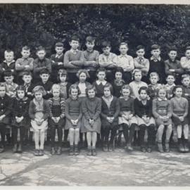 Upper Hutt School, unidentified class; 1945