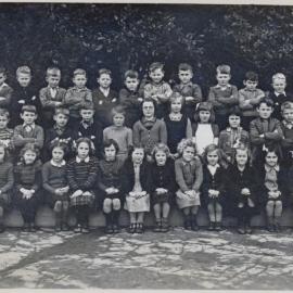 Upper Hutt School, unidentified class; 1945