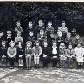 Upper Hutt School, unidentified class; 1945