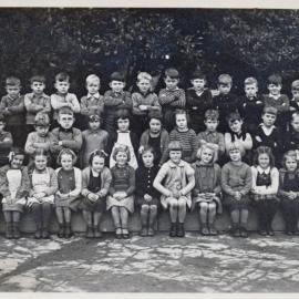 Upper Hutt School, unidentified class; 1945