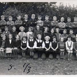 Upper Hutt School, unidentified class; 1946