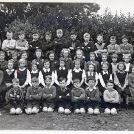 Upper Hutt School, unidentified class; 1946