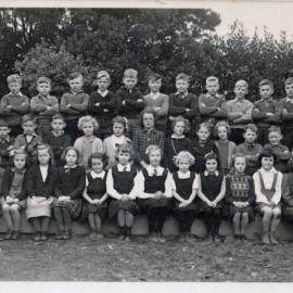 Upper Hutt School, unidentified class; 1946