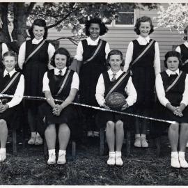 Upper Hutt School, Netball Team B; 1950