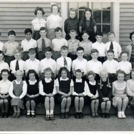 Upper Hutt School, unidentified class; 1954