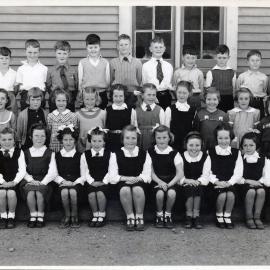 Upper Hutt School, unidentified class; 1954