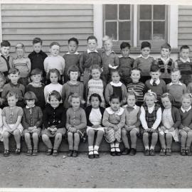 Upper Hutt School, unidentified class; 1954