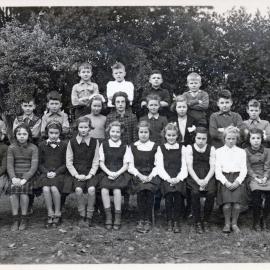 Upper Hutt School, unidentified class; 1946