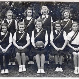 Upper Hutt School, unidentified netball team; 1946