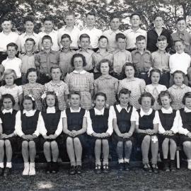 Upper Hutt School, unidentified class; 1949