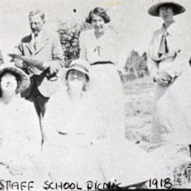Upper Hutt School, staff at picnic; 1918