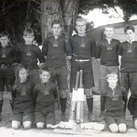 Upper Hutt School, Standard 5 Cricket Team; 1919