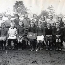 Upper Hutt School, Standard 2 girls; 1922