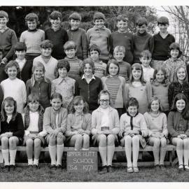Upper Hutt School, Standard 4; 1971