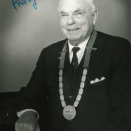 Mayor, 1959-1968; Percy Kinsman with Mayoral chain. [P2-27-51]