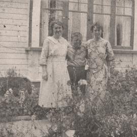 Campbell Family Photograph; Thompson Campbell; ca 1920s