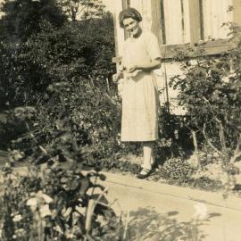 Campbell Family Photograph; May Campbell; ca 1920s