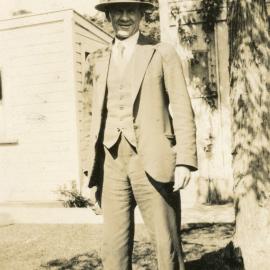 Campbell Family Photograph; November 1934