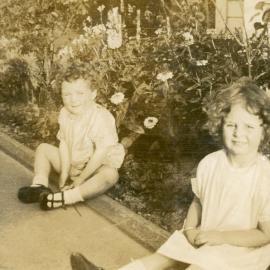 Campbell Family Photograph; Mac and Bette Campbell; ca 1920s