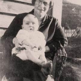Campbell Family Photograph; Tot and Pete Campbell; ca 1920s