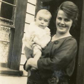 Campbell Family Photograph; Essie (Esther) Campbell; ca 1920s