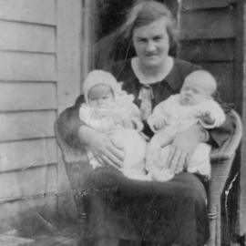 Campbell Family Photograph; ca 1920s