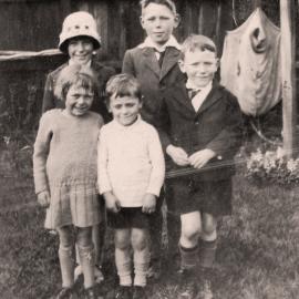 Campbell Family Photograph; ca 1920s