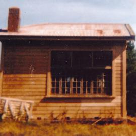 Whiteman's Valley School