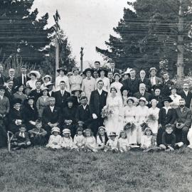 Earnest Edward Russell and Agnes Isobel Grieg 1916