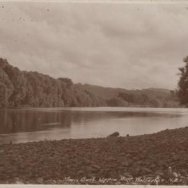 Postcard of Maoribank; No date