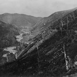 Rimutaka Hill Road; ca 1870