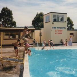 Maidstone Memorial Pool; February 1991