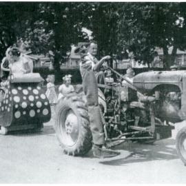 Wallaceville Animal Research Centre Children's Christmas Party; 1955