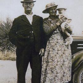 Frank and Margaret Benge with Ivan Benge (baby), 1930