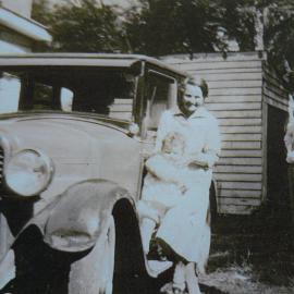 Margaret and Frank Benge, with Ivan Benge (baby); ca 1930s
