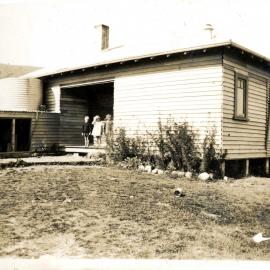 Sharman Marsh Family Photo Album; Ruatoria House; ca. 1930s