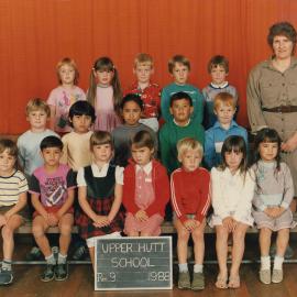Upper Hutt School; Class photo Rm 9; 1988