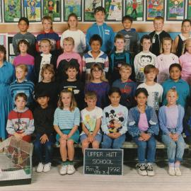 Upper Hutt School; Class photo Rm 3; 1992