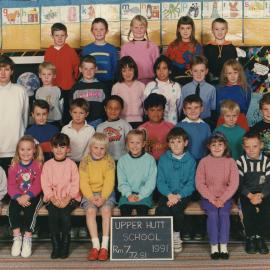 Upper Hutt School; Class photo Rm 7; 1991