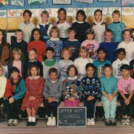 Upper Hutt School; Class photo Rm 3; 1991