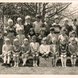 Upper Hutt School; Class photo Rm 9; 1975