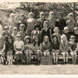 Upper Hutt School; Class photo Rm 2; 1975