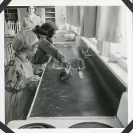 Upper Hutt Brownie Pack; Bata Bun Division Finals (4) ; 1971