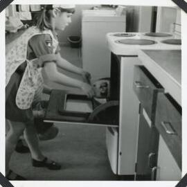 Upper Hutt Brownie Pack; Bata Bun Division Finals (7) ; 1971