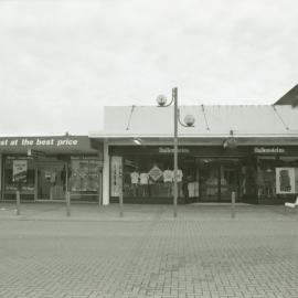 Main Street; Hallensteins; 1996