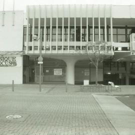 Main Street; Maidstone Mall; 1996