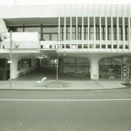 Main Street; Maidstone Mall; 1996