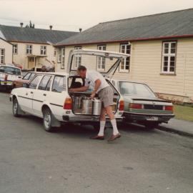 Silverstream Hospital; Meals on Wheels Delivery; 1988
