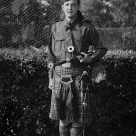 Upper Hutt Pipe Band; Peter Josland; 1940s