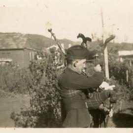 Upper Hutt Pipe Band; Peter Josland; late 1940s
